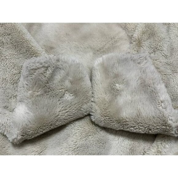 Nike Women’s Fluffy Faux Fur Cream & Black Jacket Size Small DM1759 - Picture 8 of 9